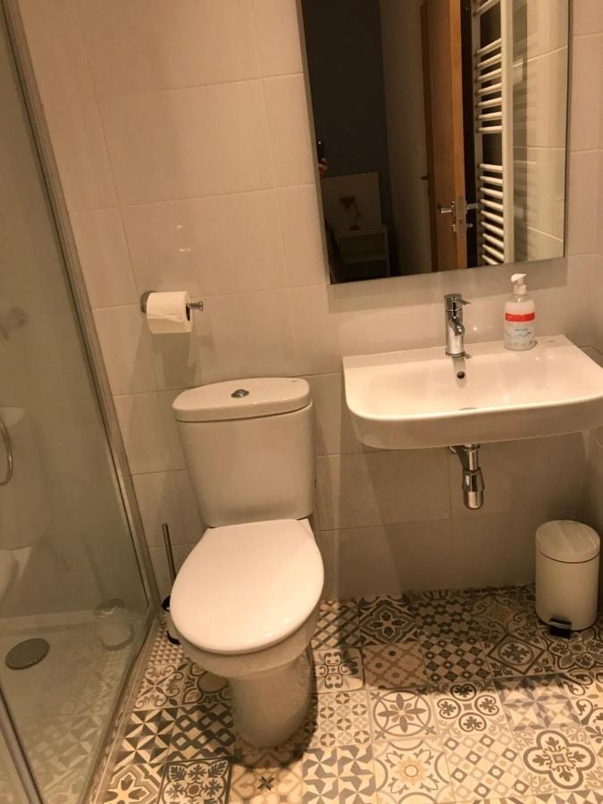 Hostal Casiano Camarasa 외부 사진