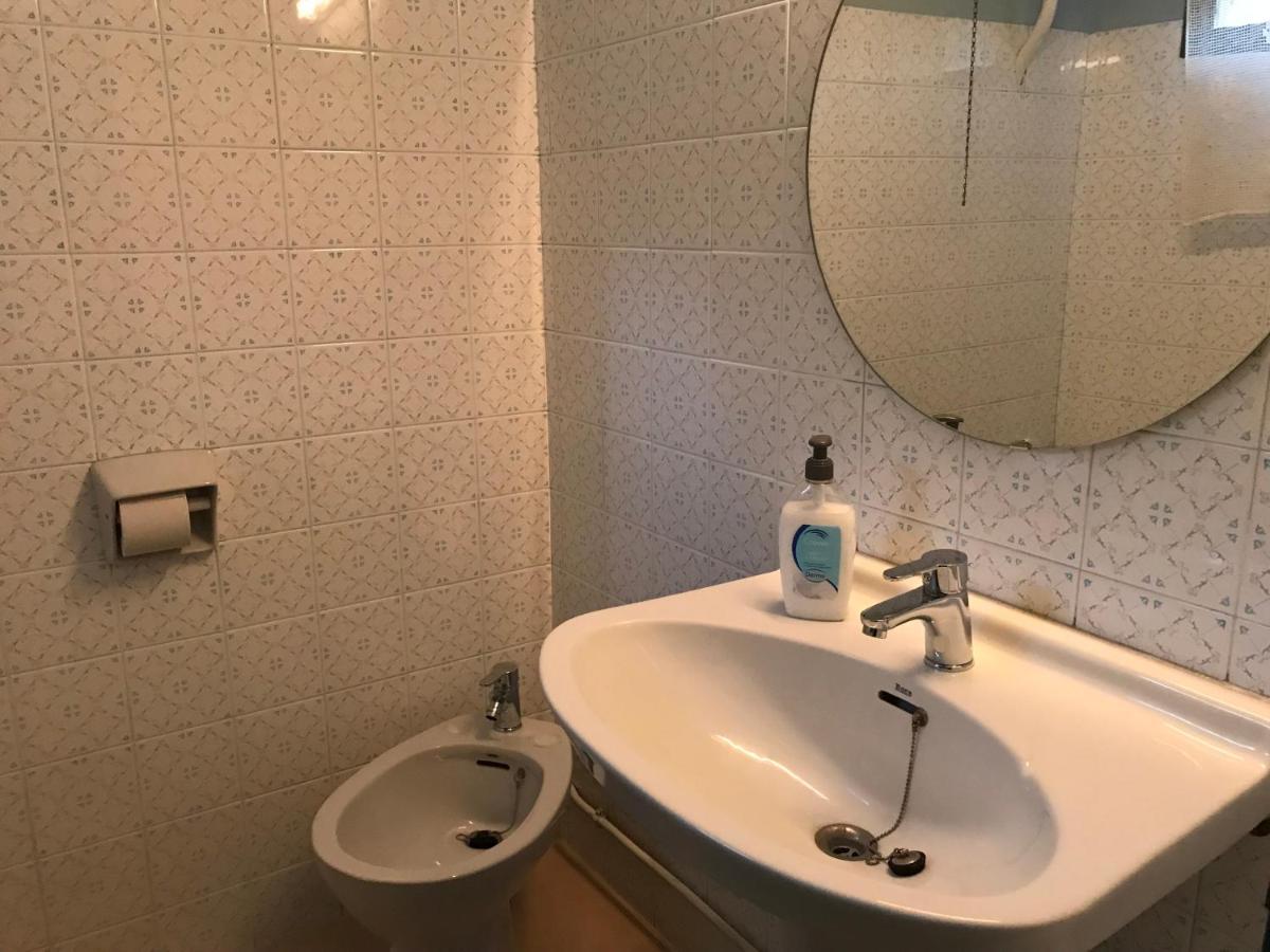 Hostal Casiano Camarasa 외부 사진
