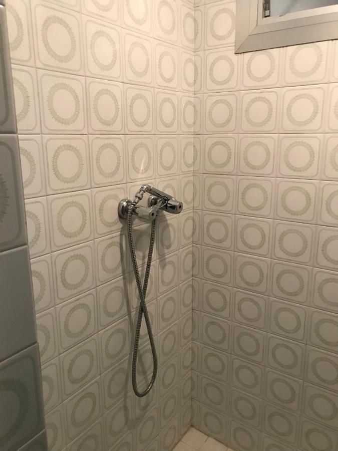 Hostal Casiano Camarasa 외부 사진