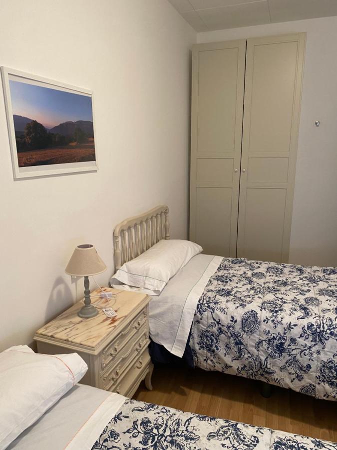 Hostal Casiano Camarasa 외부 사진